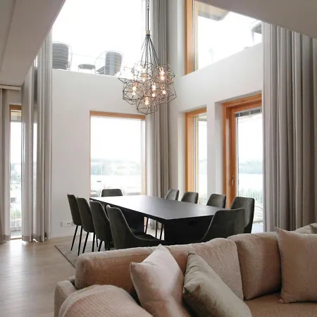 And Spacious For 6 With Sauna Jyväskylä